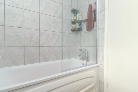 1 bedroom flat for sale, Wharfedale Road, Margate, Kent, CT9