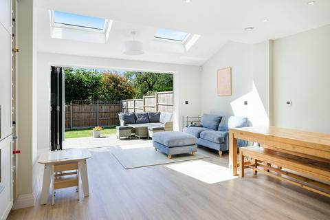 4 bedroom semi-detached house for sale, Bluehouse Lane, Oxted RH8