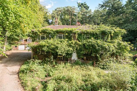 5 bedroom house for sale, Tilford Road, Churt, Farnham, GU10