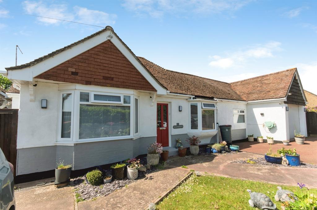 3 bedroom detached bungalow for sale in Bexhill-On-Sea on OnTheMarket 3 bedroom detached bungalow for sale in Bexhill-On-Sea on OnTheMarket