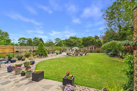 3 bedroom detached house for sale, Risborough Road