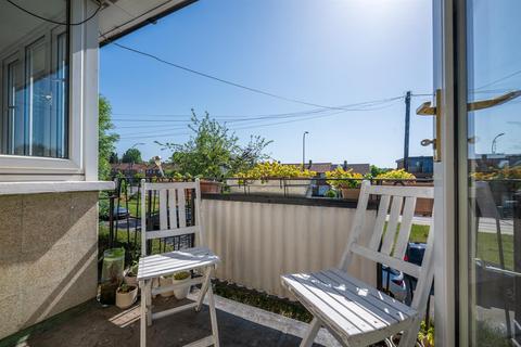 1 bedroom flat for sale, Bromley Hill, Bromley