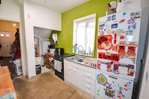 3 bedroom semi-detached house for sale, Wansbeck Road, Jarrow