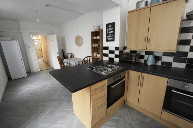 Llantrisant Street, Cardiff, CF24 - View 4