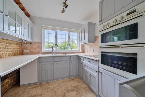 4 bedroom detached house for sale, Dunsfold Road, Loxhill, Godalming