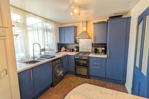 3 bedroom terraced house for sale, Chatcombe Drive, Worcester WR4