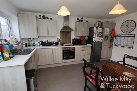 3 bedroom terraced house for sale, White Tail Drive, Bridgwater TA6