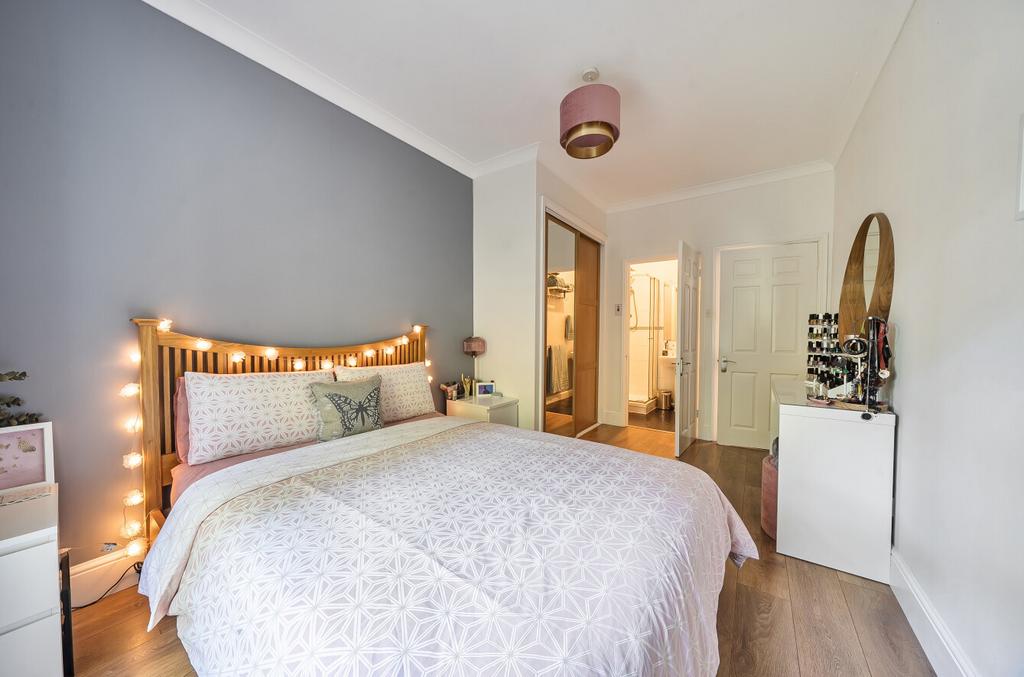 Apartment in Southampton - More