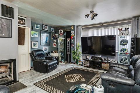 2 bedroom bungalow for sale, St. Davids Drive, Connah's Quay, Deeside, Flintshire, CH5