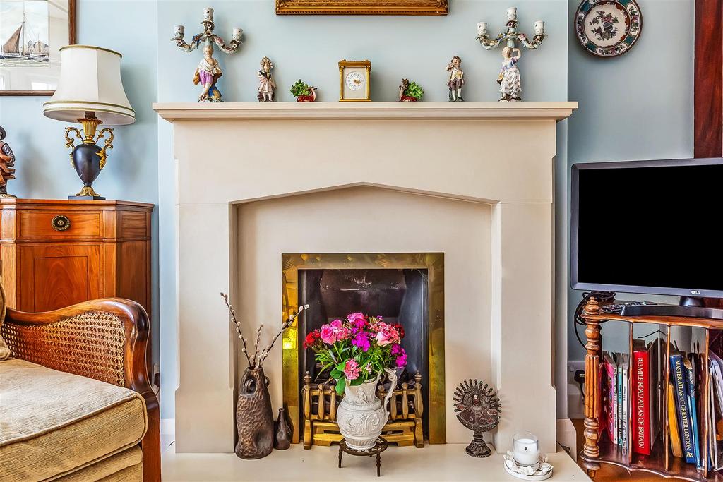 Living room, fireplace
