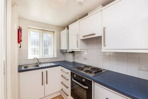 1 bedroom flat to rent, High Street, Cornwall TR18