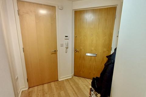 2 bedroom flat to rent, Drybrough Crescent, Craigmillar, Edinburgh, EH16