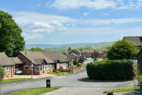 2 bedroom ground floor flat for sale, Peveril Gardens, Newtown, Disley, Stockport
