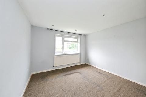 1 bedroom flat for sale, South Close, Unstone, Dronfield