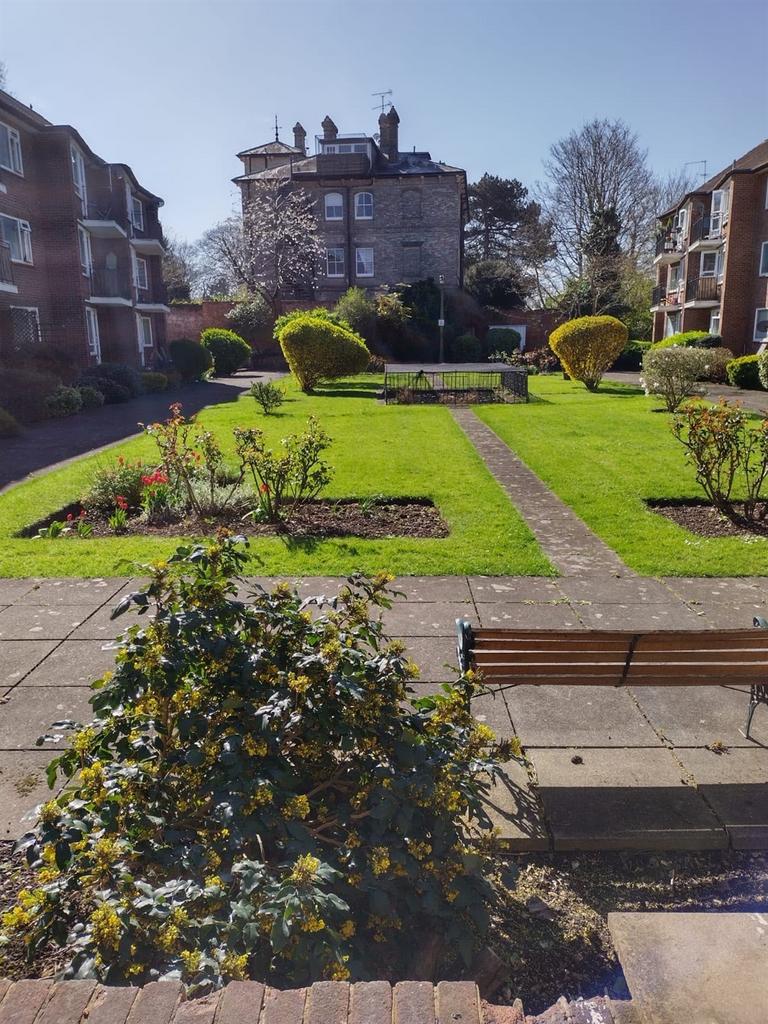 Communal garden, garden