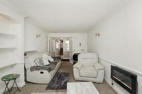 undefined, Park Avenue, Enfield