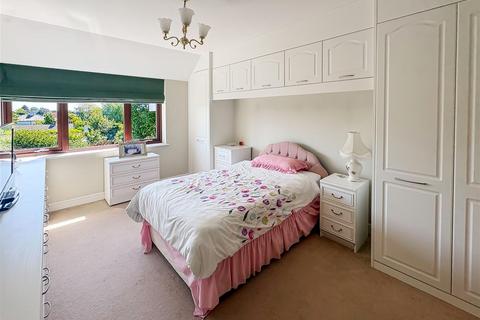 2 bedroom apartment for sale, Station Road, Littlehampton BN16