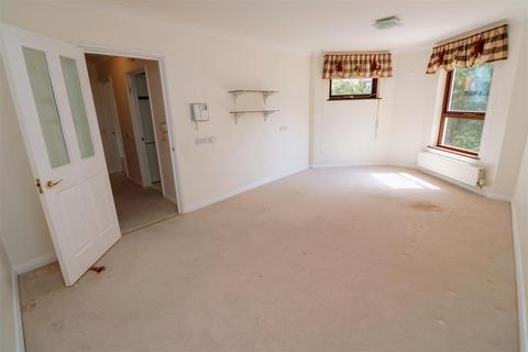 undefined, Heathside, Finchley Road, NW11