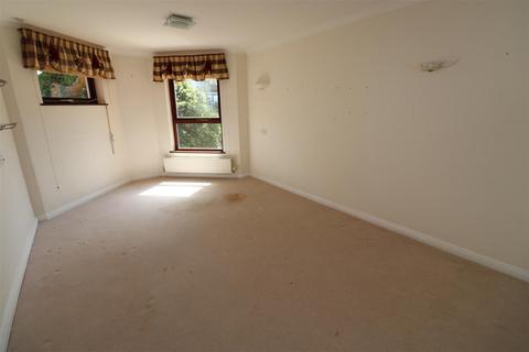 undefined, Heathside, Finchley Road, NW11