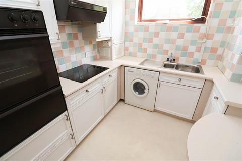 undefined, Heathside, Finchley Road, NW11