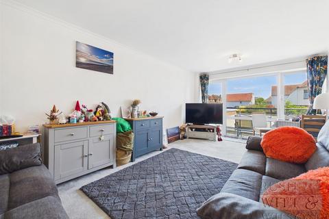 2 bedroom apartment for sale, De La Warr Parade, Bexhill-On-Sea