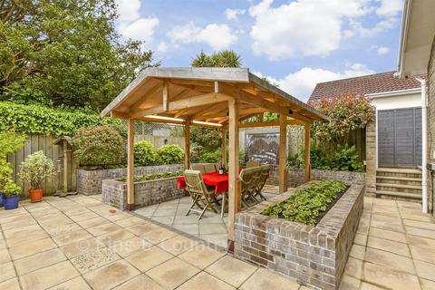 4 bedroom bungalow for sale, Paddock Road, Shanklin, Isle of Wight