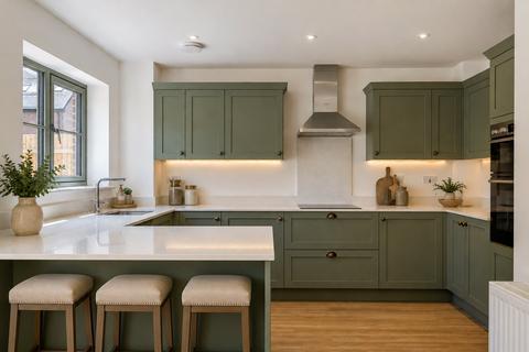 4 bedroom semi-detached house for sale, Bolley Avenue, The Green, Bordon, GU35
