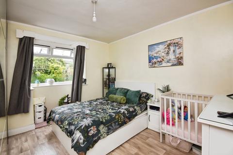 2 bedroom flat for sale, Hillmount Avenue, Heysham, Morecambe, Lancashire, LA3