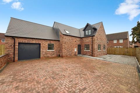 4 bedroom detached house for sale, Anlaby, Hull, East Riding of Yorkshire, HU10