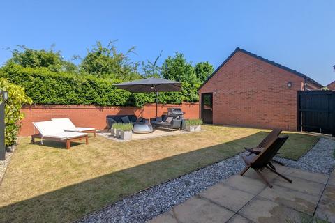4 bedroom detached house for sale, Sandstone Lane, Tarporley, CW6