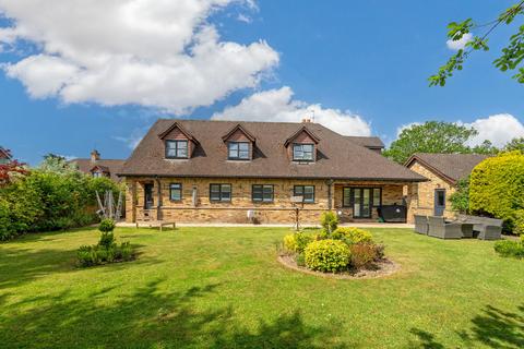 4 bedroom detached house for sale, Burghfield Bridge Burghfield Reading, Berkshire, RG30 3XL
