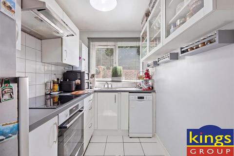 1 bedroom ground floor flat for sale, Statham Grove, Edmonton, N18
