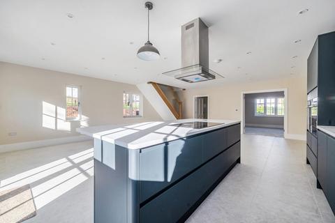 4 bedroom detached house to rent, Primary Place, Detling, Maidstone