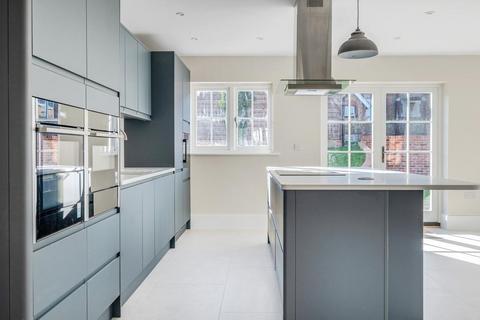 4 bedroom detached house to rent, Primary Place, Detling, Maidstone