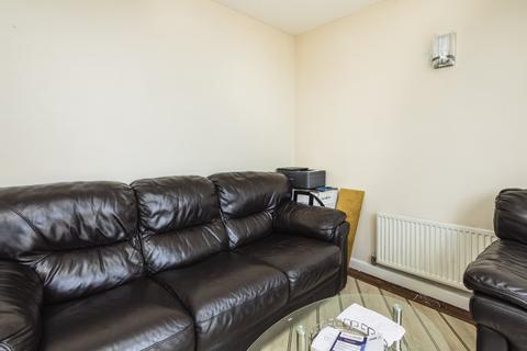 2 bedroom flat for sale, Bawtry Road, Doncaster DN4