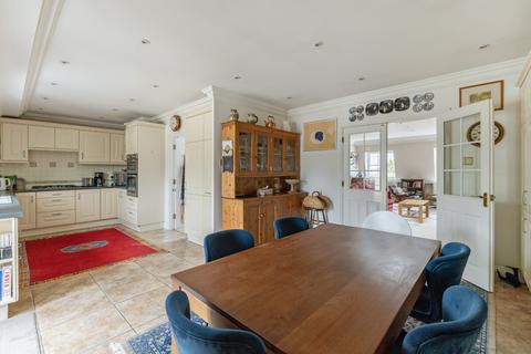 3 bedroom penthouse for sale, The Broad Walk, Imperial Square, Cheltenham, Gloucestershire, GL50