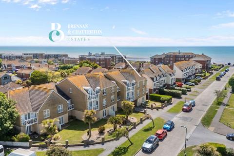 2 bedroom flat for sale, Harsfold Road, Rustington, BN16