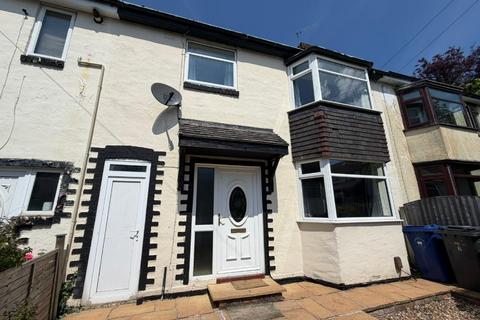 4 bedroom terraced house to rent, Poplar Grove , Newcastle-Under-Lyme ST5