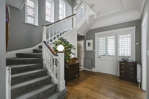 8 bedroom detached house for sale, Blenheim Gardens, London, NW2