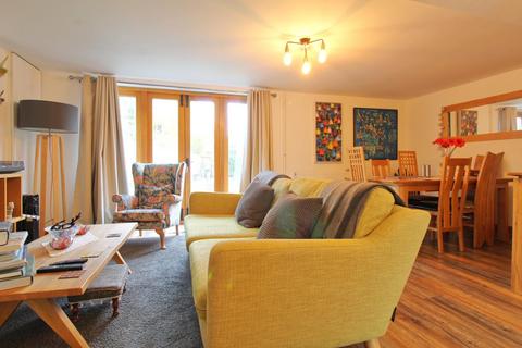 4 bedroom barn conversion for sale, Clare Court, Gamlingay SG19