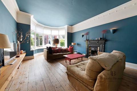 7 bedroom detached house for sale, Blenheim Gardens, NW2