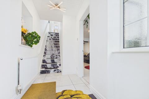 4 bedroom semi-detached house for sale, Blacon Point Road, Blacon, CH1