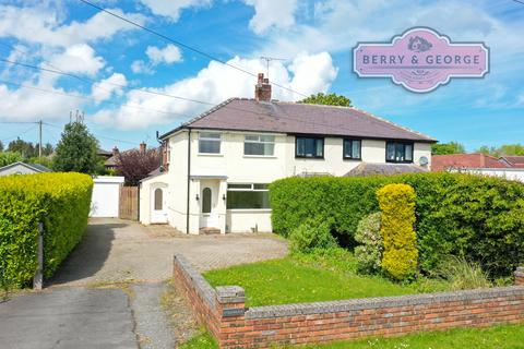 2 bedroom semi-detached house for sale, Pant Y Wacco, Lloc CH8