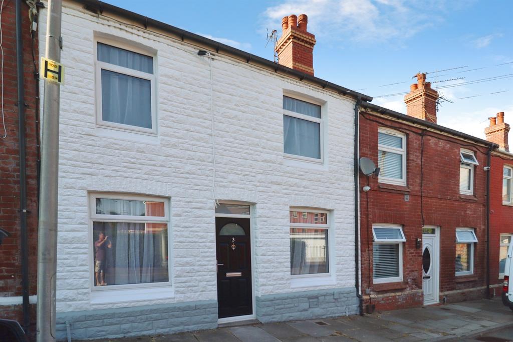 2 bedroom terraced house for sale