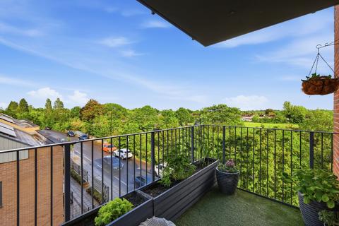 2 bedroom flat for sale, Havelock Road, Southall, UB2
