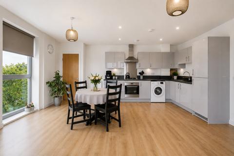 2 bedroom flat for sale, Havelock Road, Southall, UB2