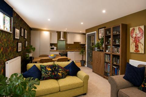 1 bedroom apartment for sale, The Yard, Lostwithiel, PL22 0FD