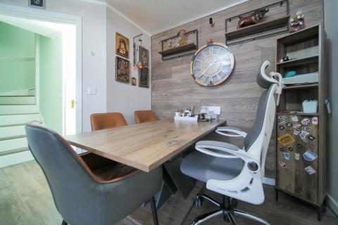 3 bedroom semi-detached house for sale, Teachers Way, Melksham SN12