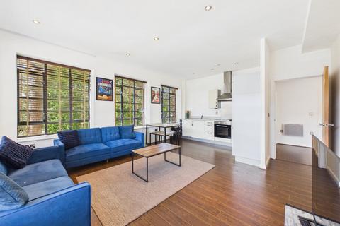 2 bedroom flat for sale, O'Gorman Avenue, Farnborough, Hampshire, GU14