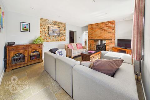 2 bedroom semi-detached house for sale, Walcott Road, Bacton, Norwich